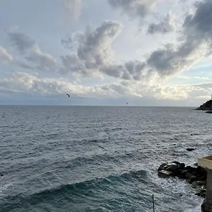 https://la-casa-delle-streghette.hotelitalianriviera.com