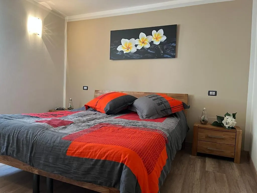 Casa Vallenari Selvavecchia 0*,  Italy