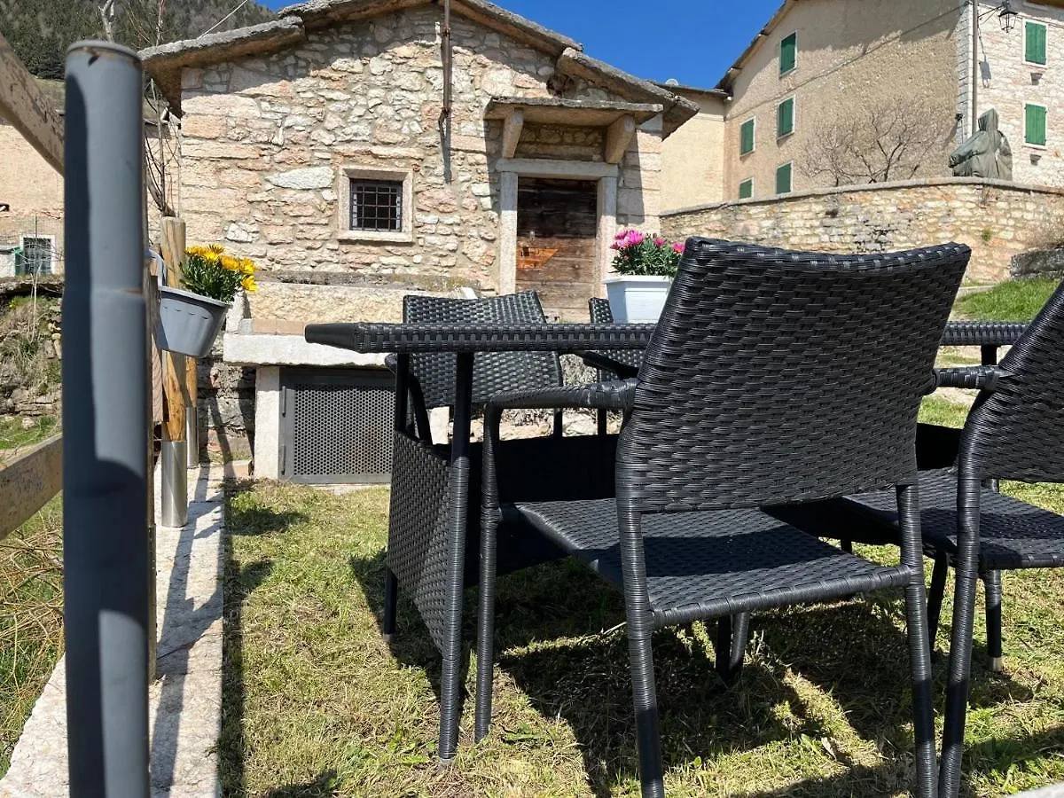 Casa Vallenari Selvavecchia 0*,  Italy